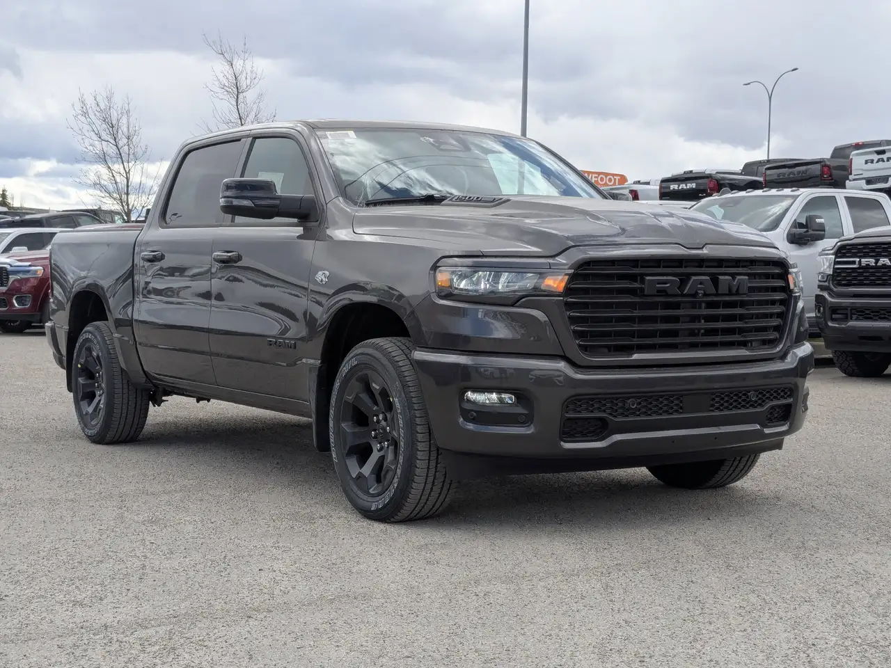 RAM 1500 снимка RAM 1500