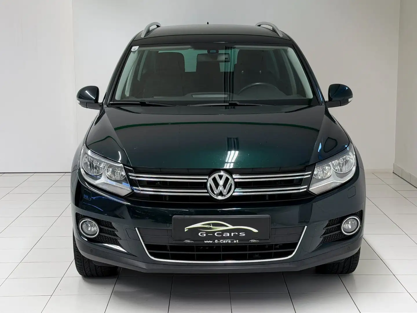 Volkswagen Tiguan Sport&Style 2.0 TDI CUP*AHK*SHZ* Grün - 2