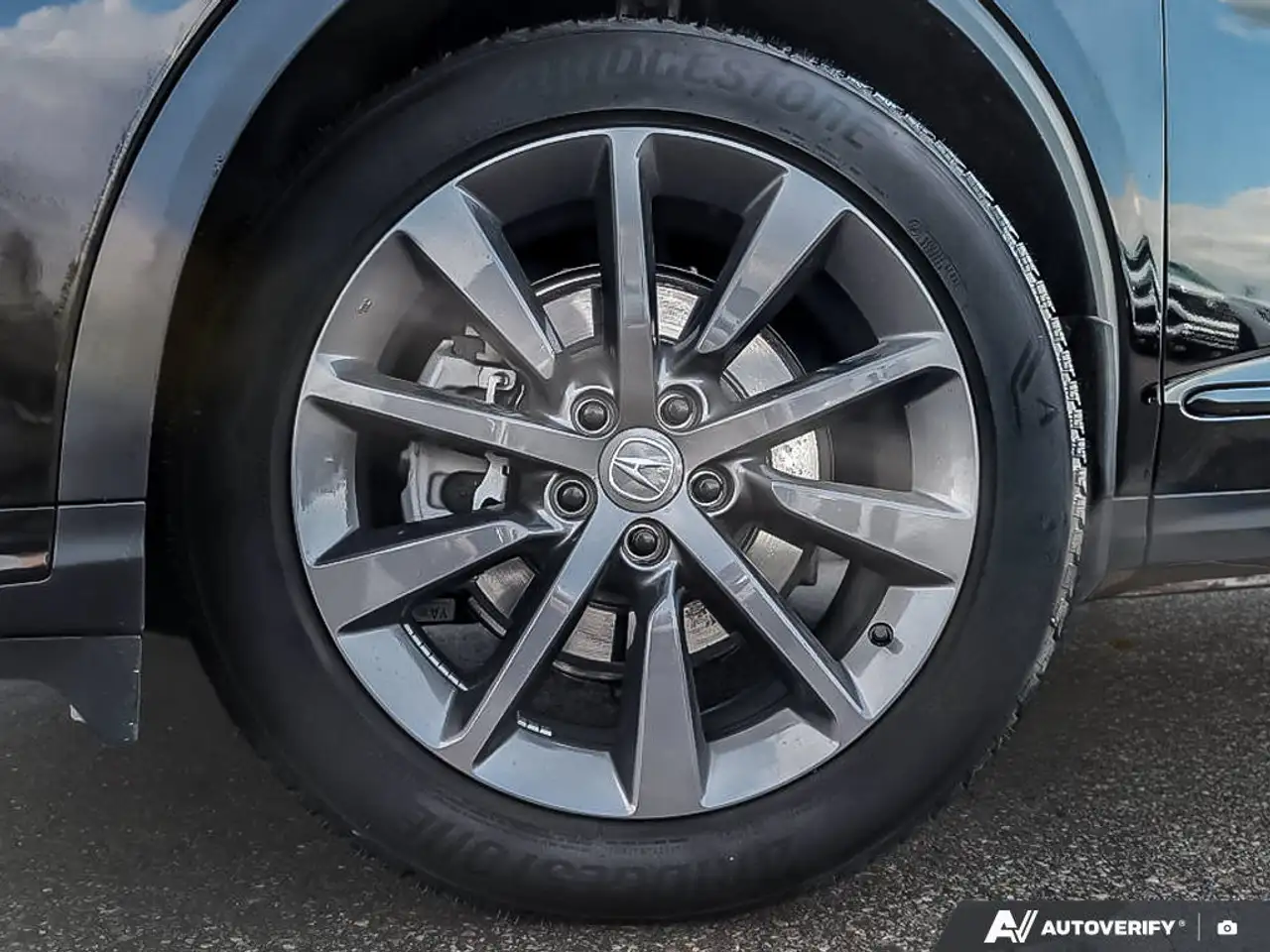 Acura MDX снимка Acura MDX
