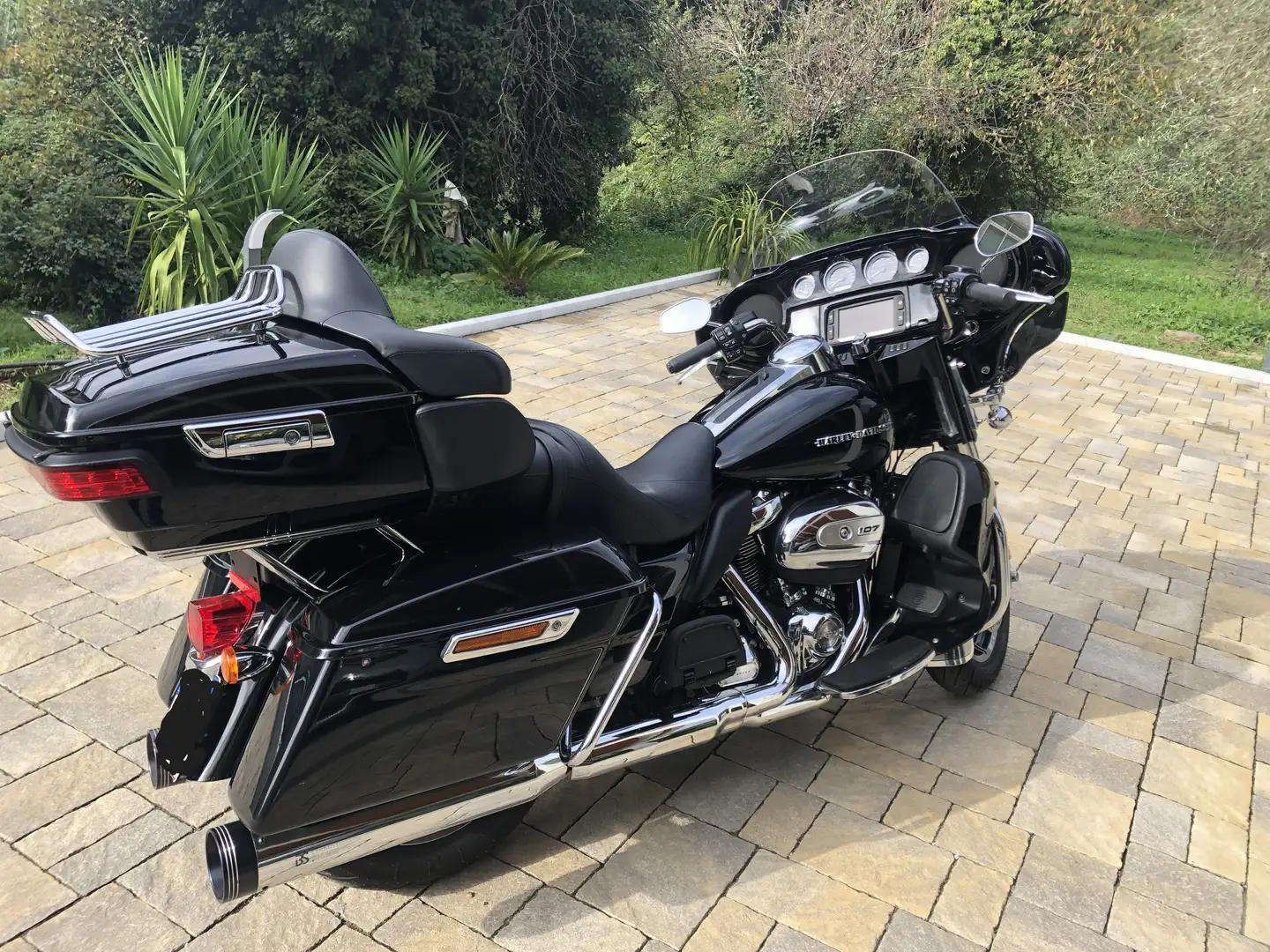 Harley-Davidson Ultra Limited Electra Glide FLHTK Touring Nero - 1