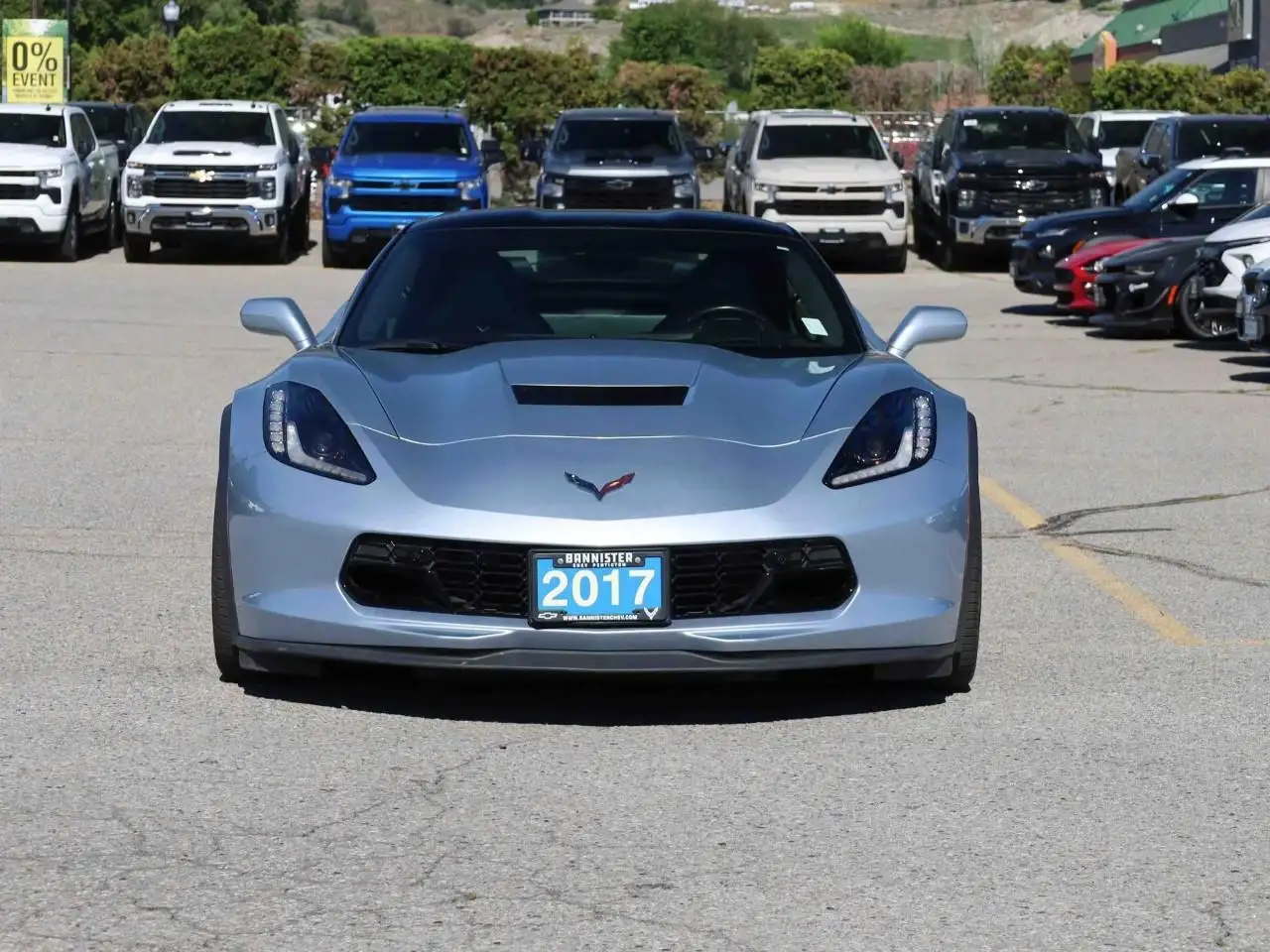 Chevrolet Corvette снимка Chevrolet Corvette