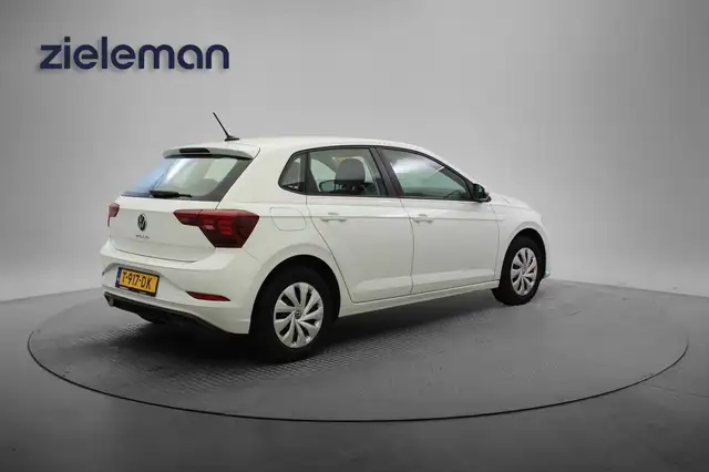 Volkswagen Polo view 14