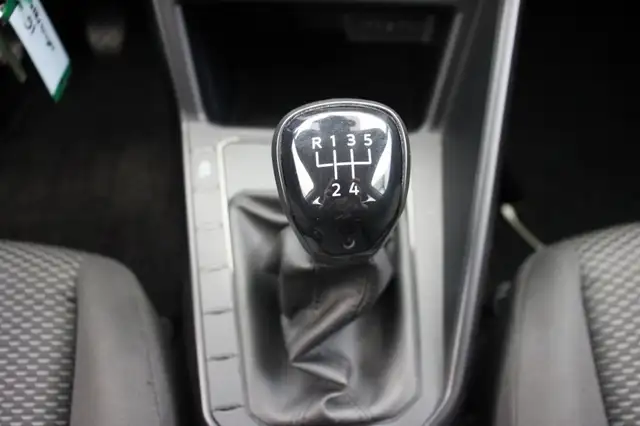 Volkswagen Polo view 21