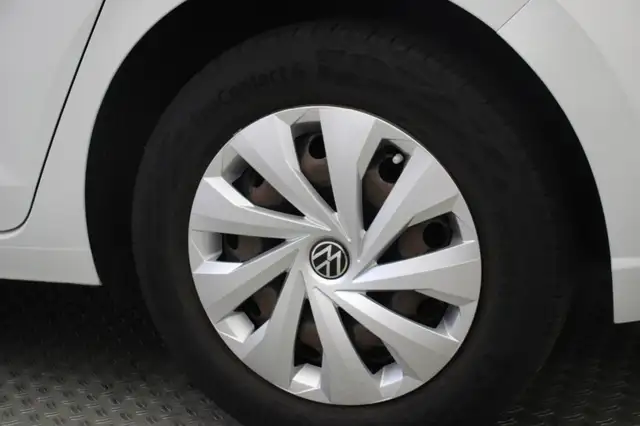 Volkswagen Polo view 22