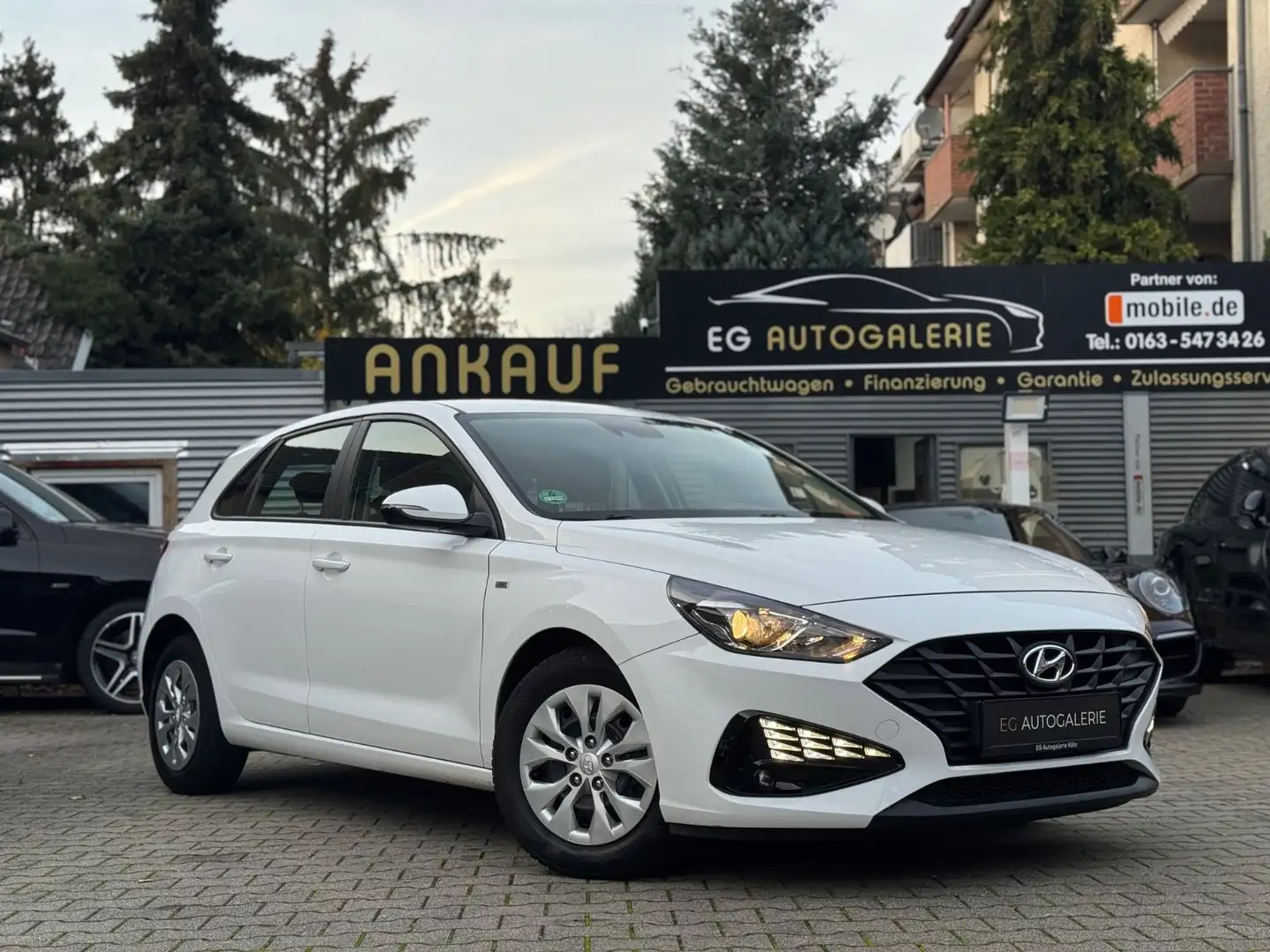 Hyundai i30 *Kamera*VAT*Mwst*Garantie-2027*Spurhalte Weiß - 2