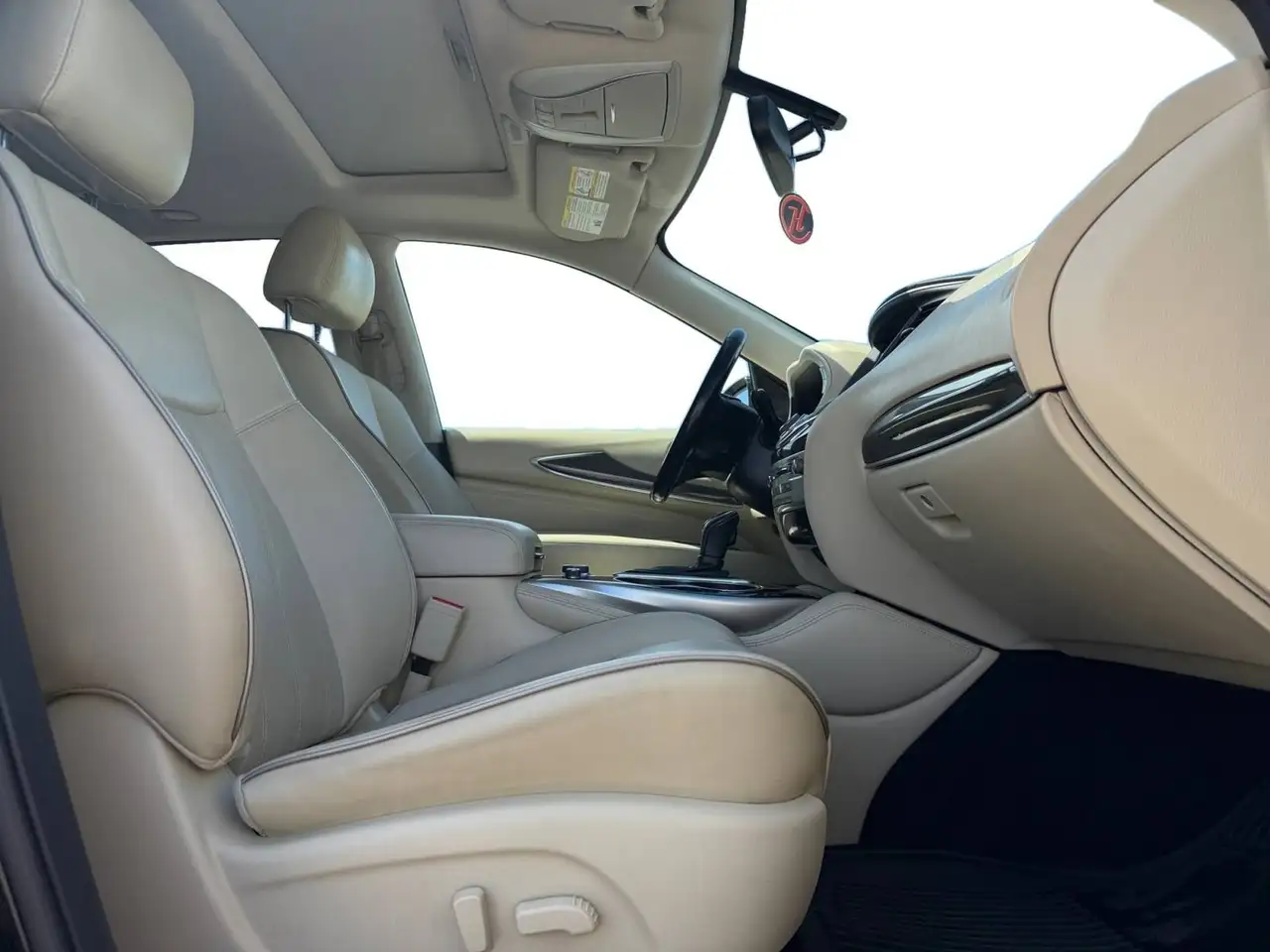 Infiniti QX60 photo Infiniti QX60