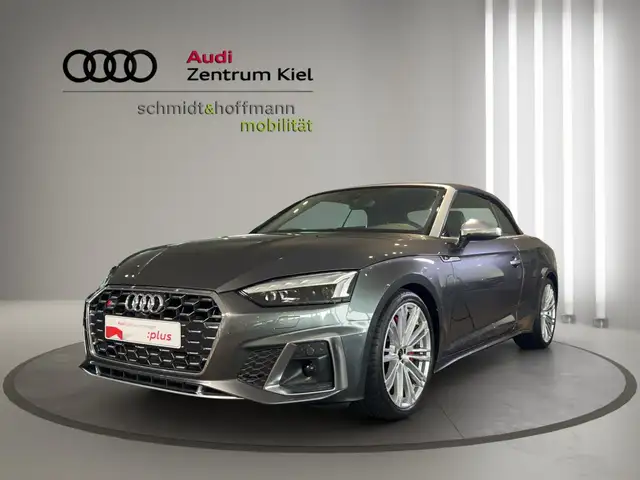 Audi S5 view 2