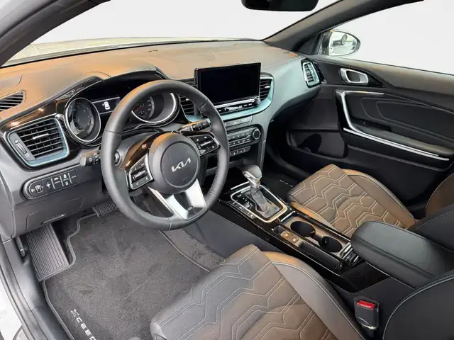 Kia Xceed view 9