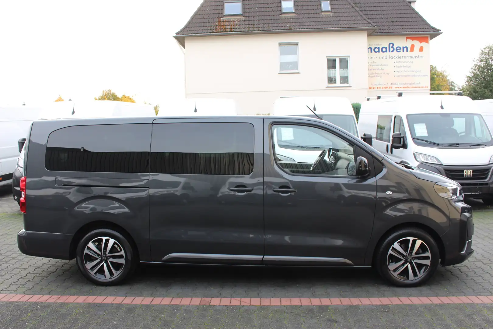 Citroen Spacetourer Plus XL 2.0 180 9Sitz*Kamera*Keyless Gri - 2