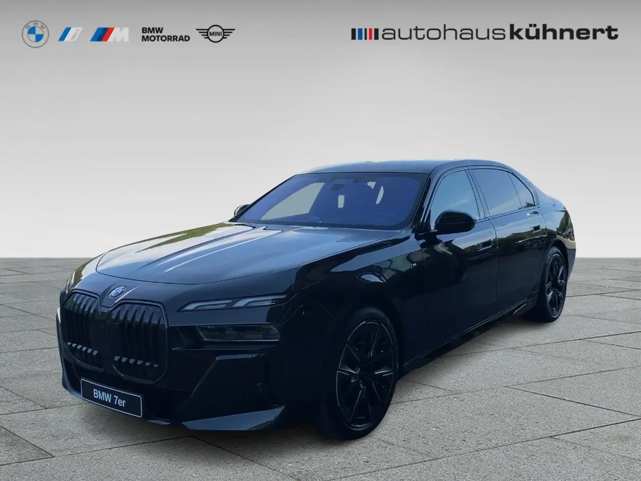 BMW 740