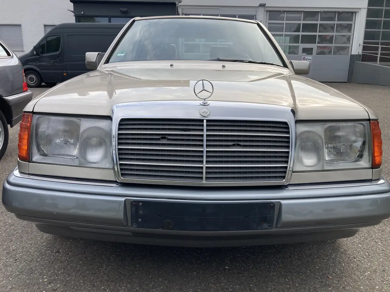 Mercedes-Benz E 250 Diesel W124 OLDTIMER - H-Zulassung, foto 4