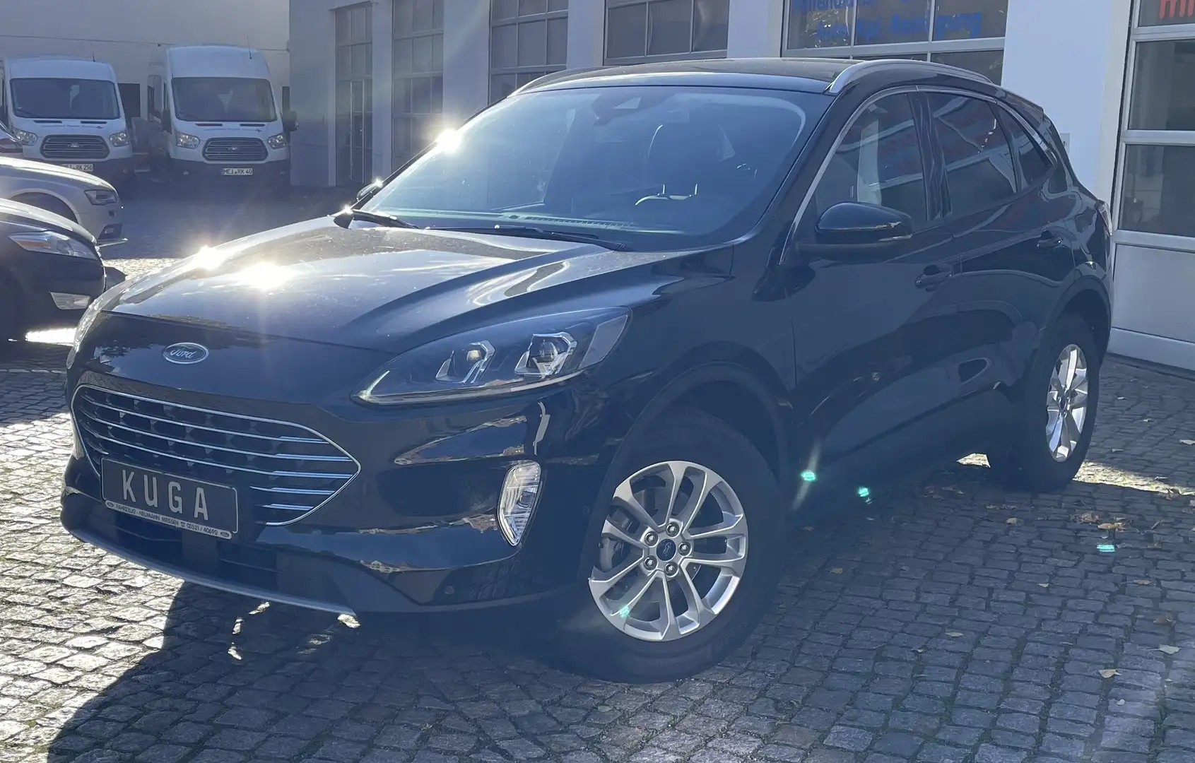 Ford Kuga 1.5 EcoBoost Titanium X Schwarz - 1