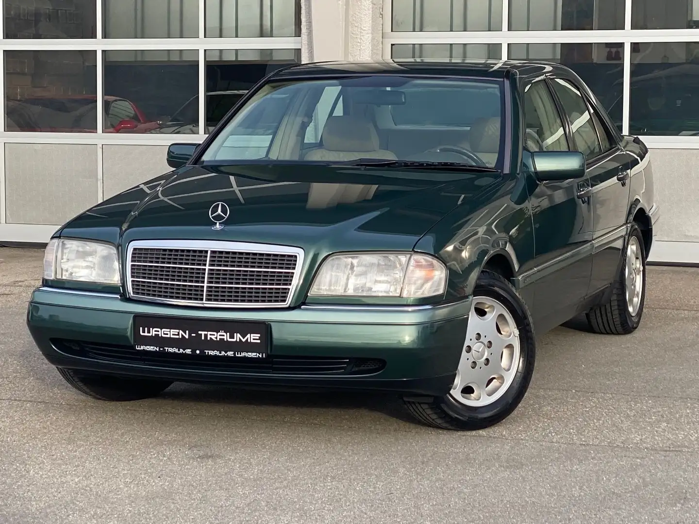 Mercedes-Benz C 180 Automatik Klima Schiebedach TOP Zelená - 1