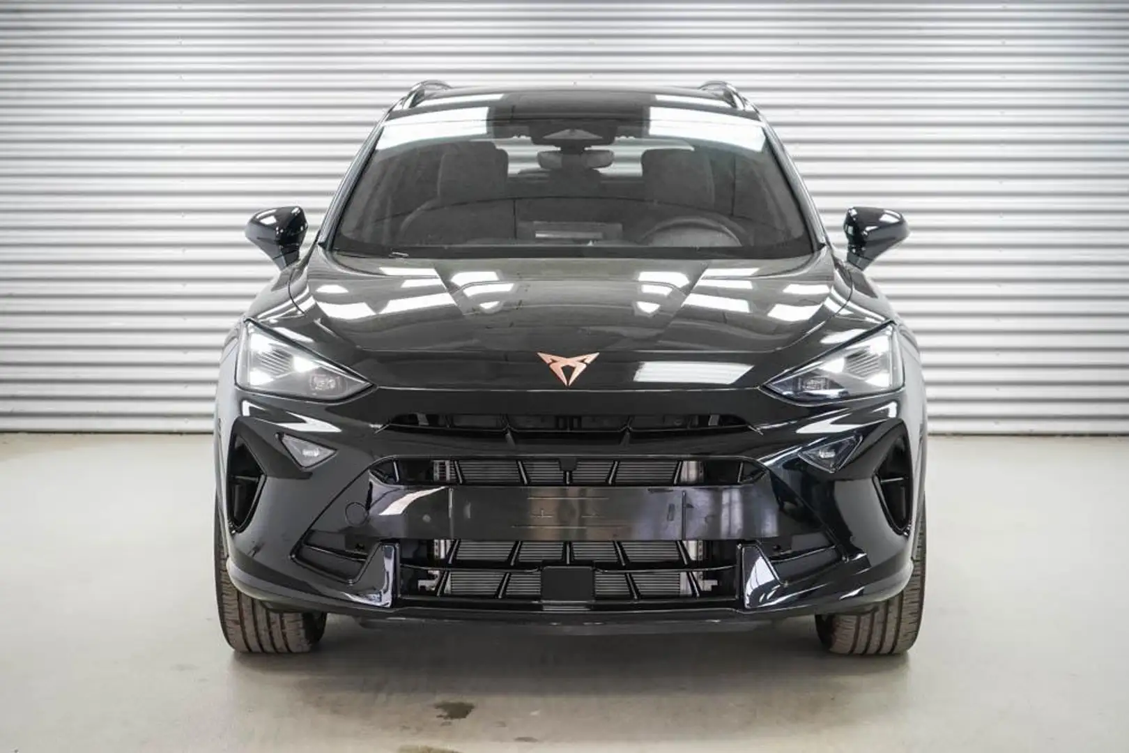 CUPRA Formentor 1,5 eTSI DSG - LAGER 110 kW (150 PS), Automatik Schwarz - 2