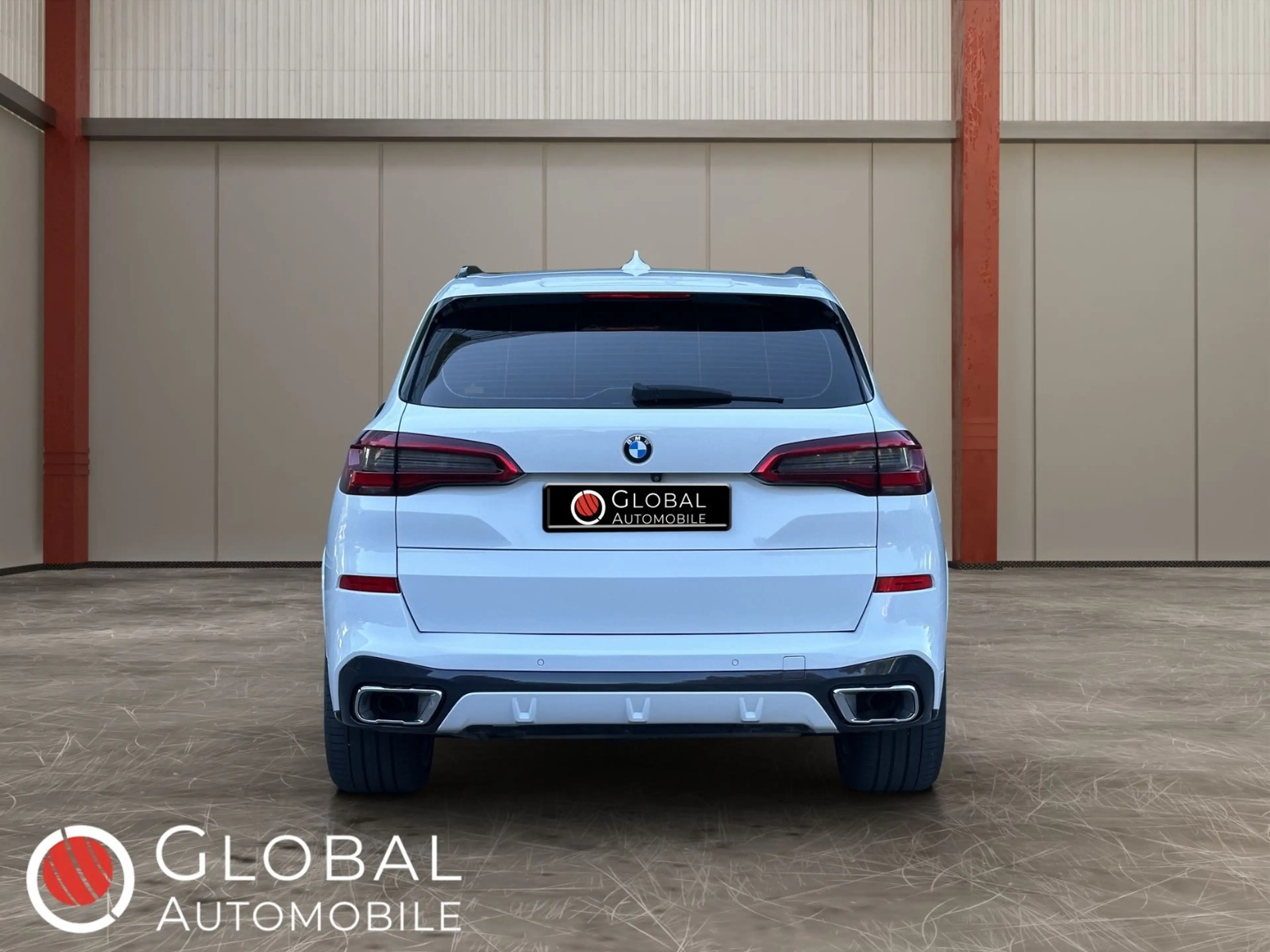 BMW X5 xDrive30d M Sport°LUFT°HUD°H&K°VENT°360° — photo 4