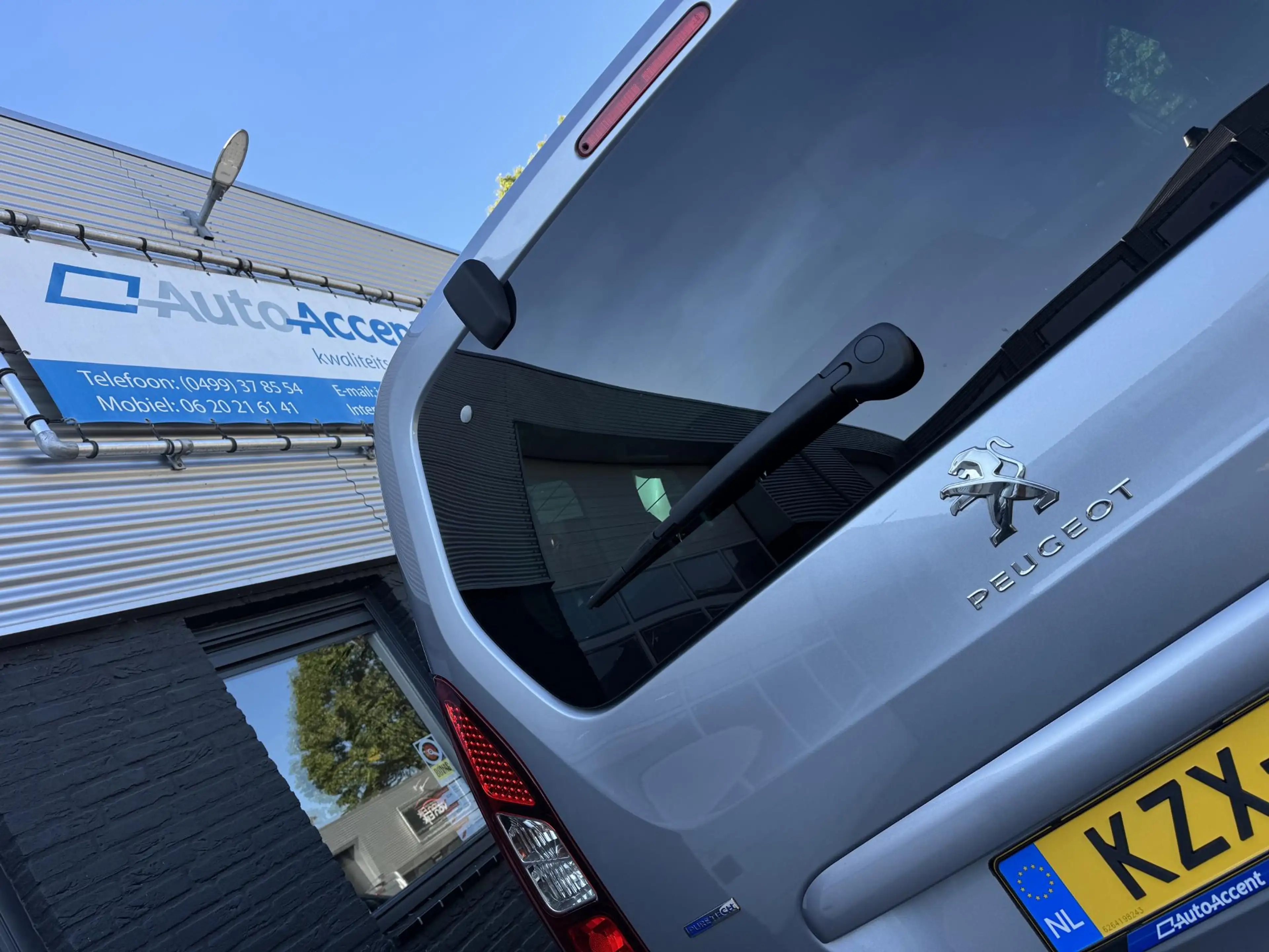 Peugeot Partner Tepee 1.2 PureTech Active Airco/Trekhaak-afn./106d — photo 12