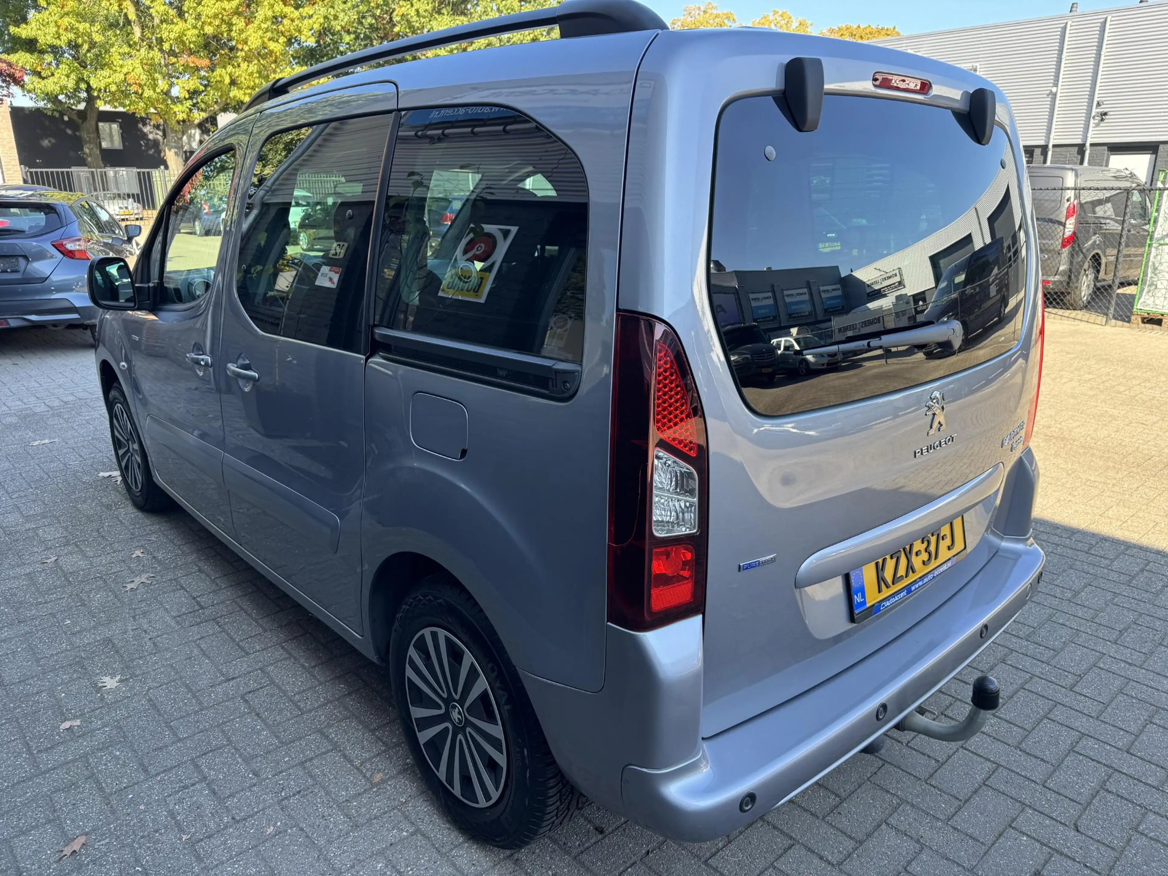 Peugeot Partner Tepee 1.2 PureTech Active Airco/Trekhaak-afn./106d — photo 9