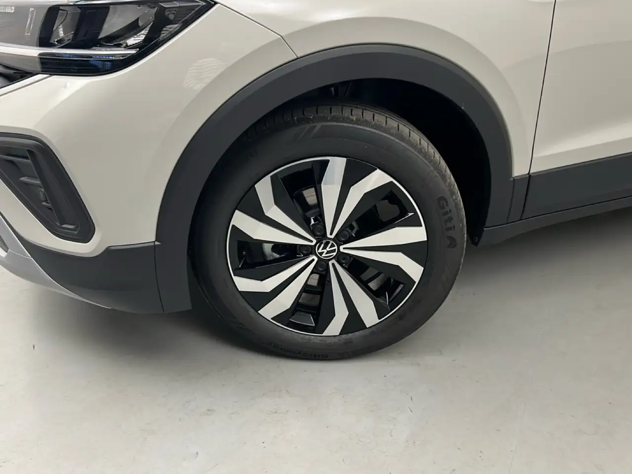 Volkswagen T-Cross T-Cross 1.0 TSI 115 CV DSG Edition Plus 9