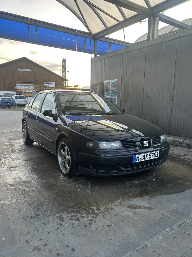 SEAT Leon TÜV NEU ! - 1