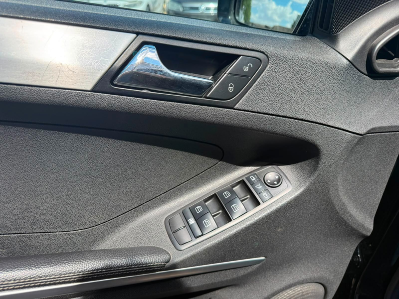 Mercedes-Benz ML 320 ML ML 320 CDI 4Matic*TÜV-NEU*VOLL*XENON* — photo 10