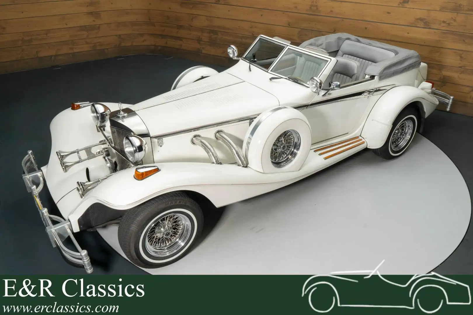 Oldtimer Excalibur Phaeton Series 4 Anniversary Edition | 1984 Bílá - 1