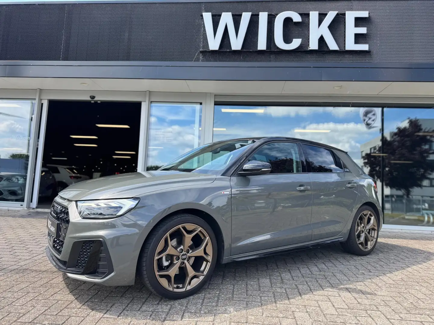Audi A1 Sportback 30 TFSI S Line edition one DSG Led Camer Gris - 1