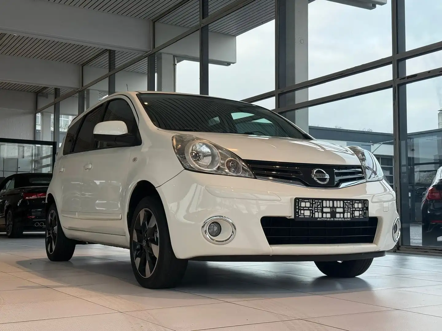 Nissan Note I-Way+ Weiß - 2
