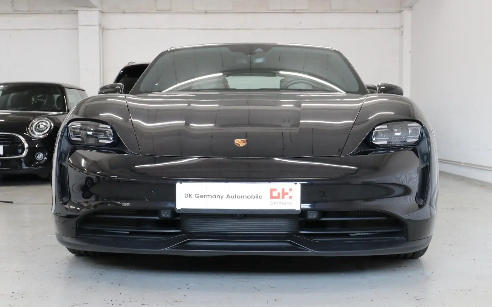 Porsche Taycan 4 S Surround View Leder Display 21 Zoll - 2