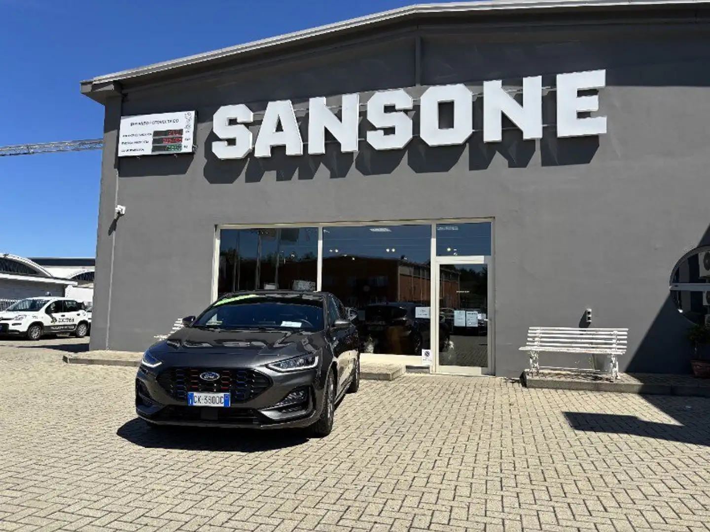 Ford Focus Focus 1.0 EcoBoost Hybrid 125 CV 5p. ST-Line Style Grigio - 1