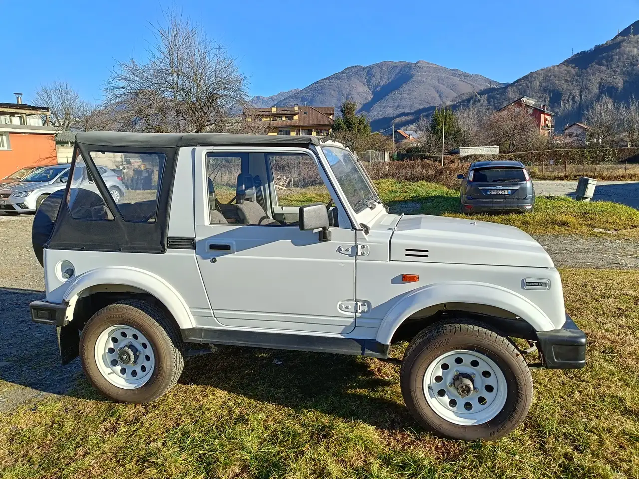 Suzuki Samurai Cabrio 1.3 JX De Luxe, foto 2