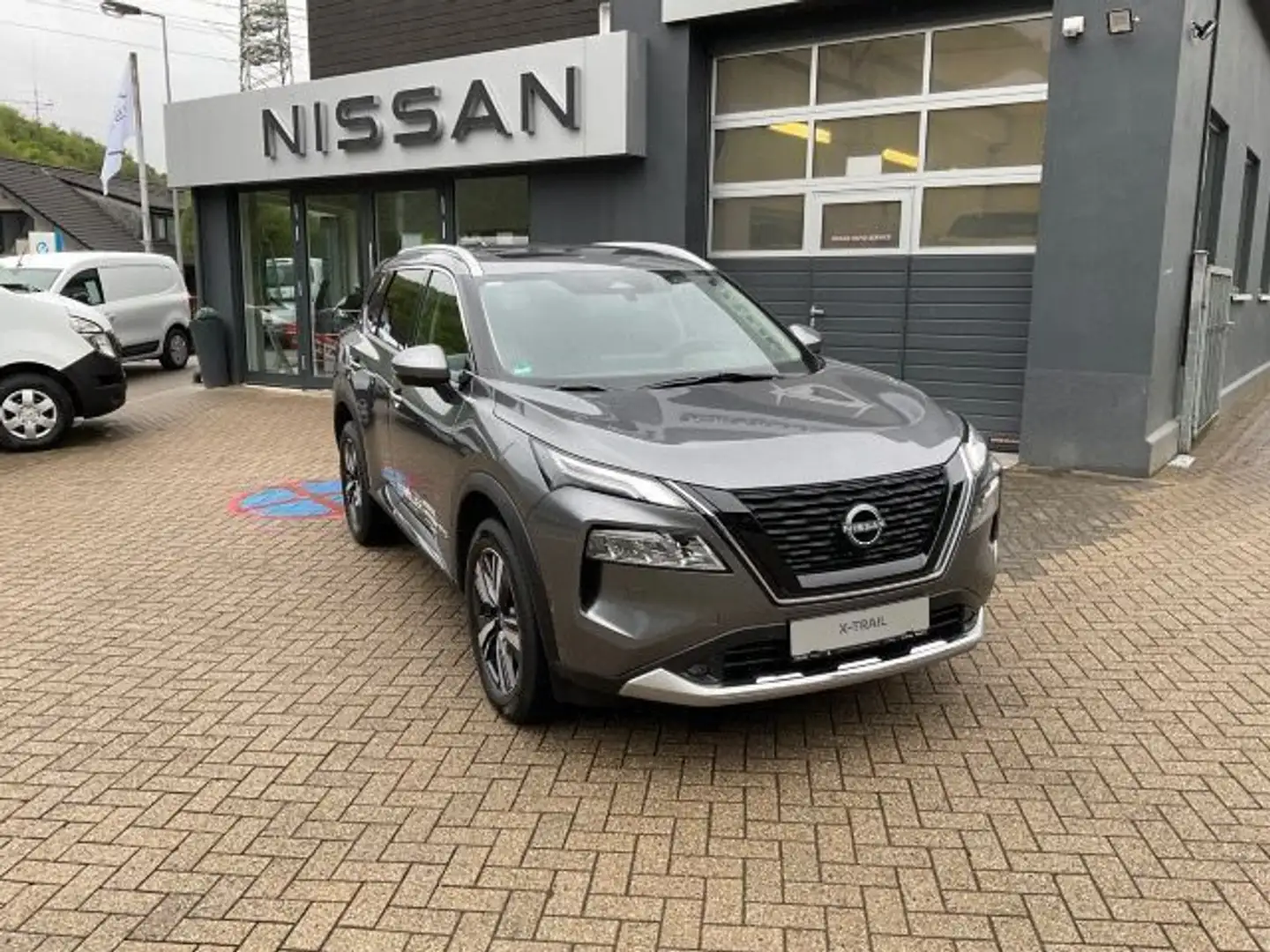 Nissan X-Trail Tekna+ 1.5 VC-T e-Power 204PS Leder PGD Grijs - 2