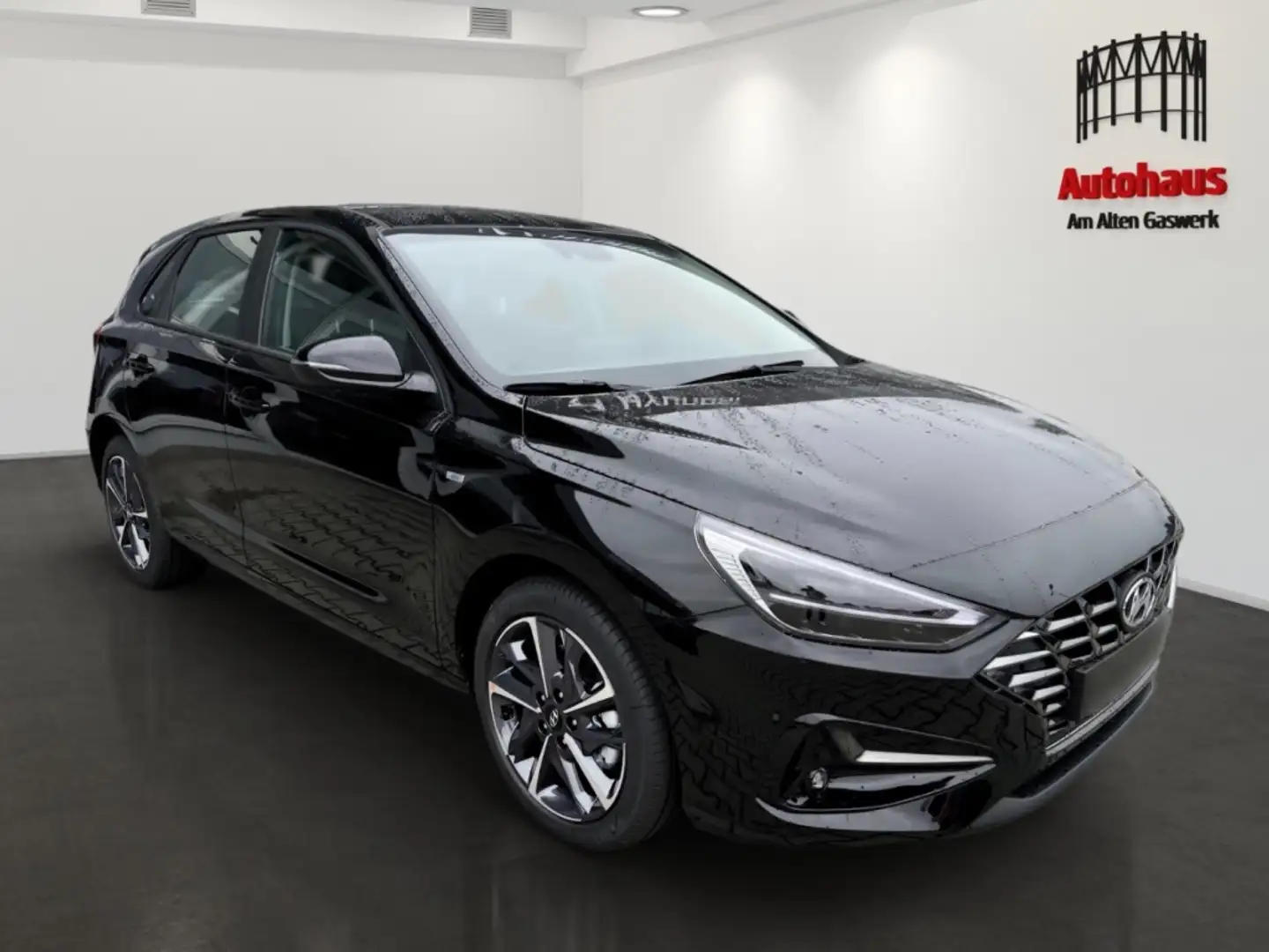 Hyundai i30 AUTOMATIK+NAVI+LED+KLIMAAUT+SITZHZG+LENKRADHZG Schwarz - 2