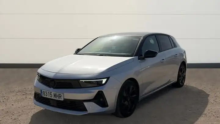 Opel Astra 2023, foto 3