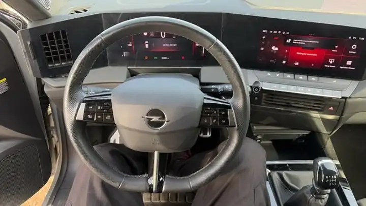 Opel Astra 2023, foto 7