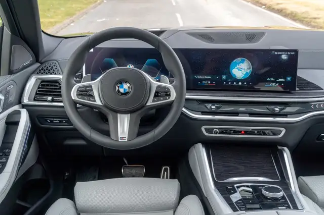 BMW X6 view 13
