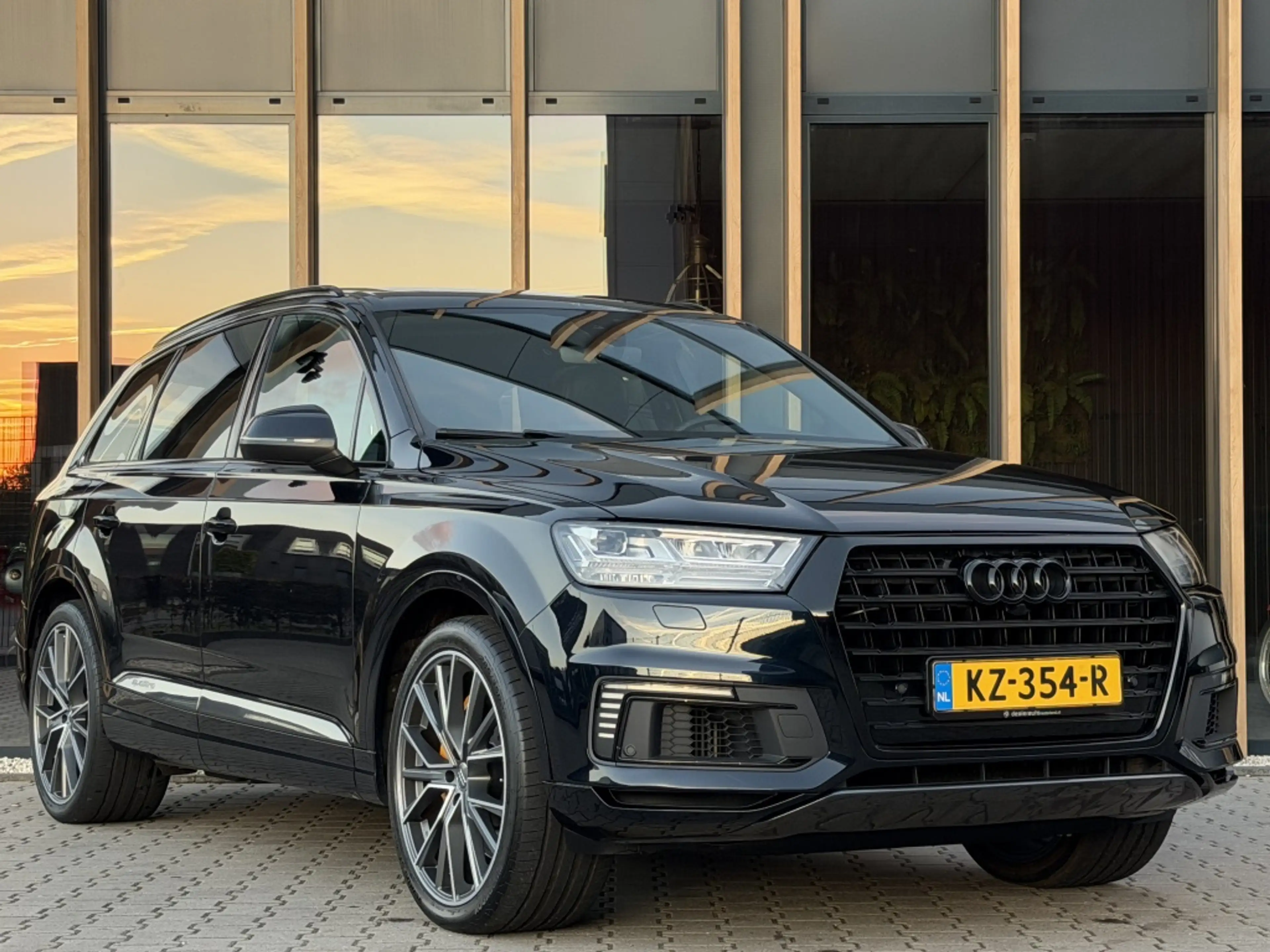 Audi Q7 e-tron 3.0 TDI Quattro | Pano | Trekhaak | Luchtvering | — photo 17