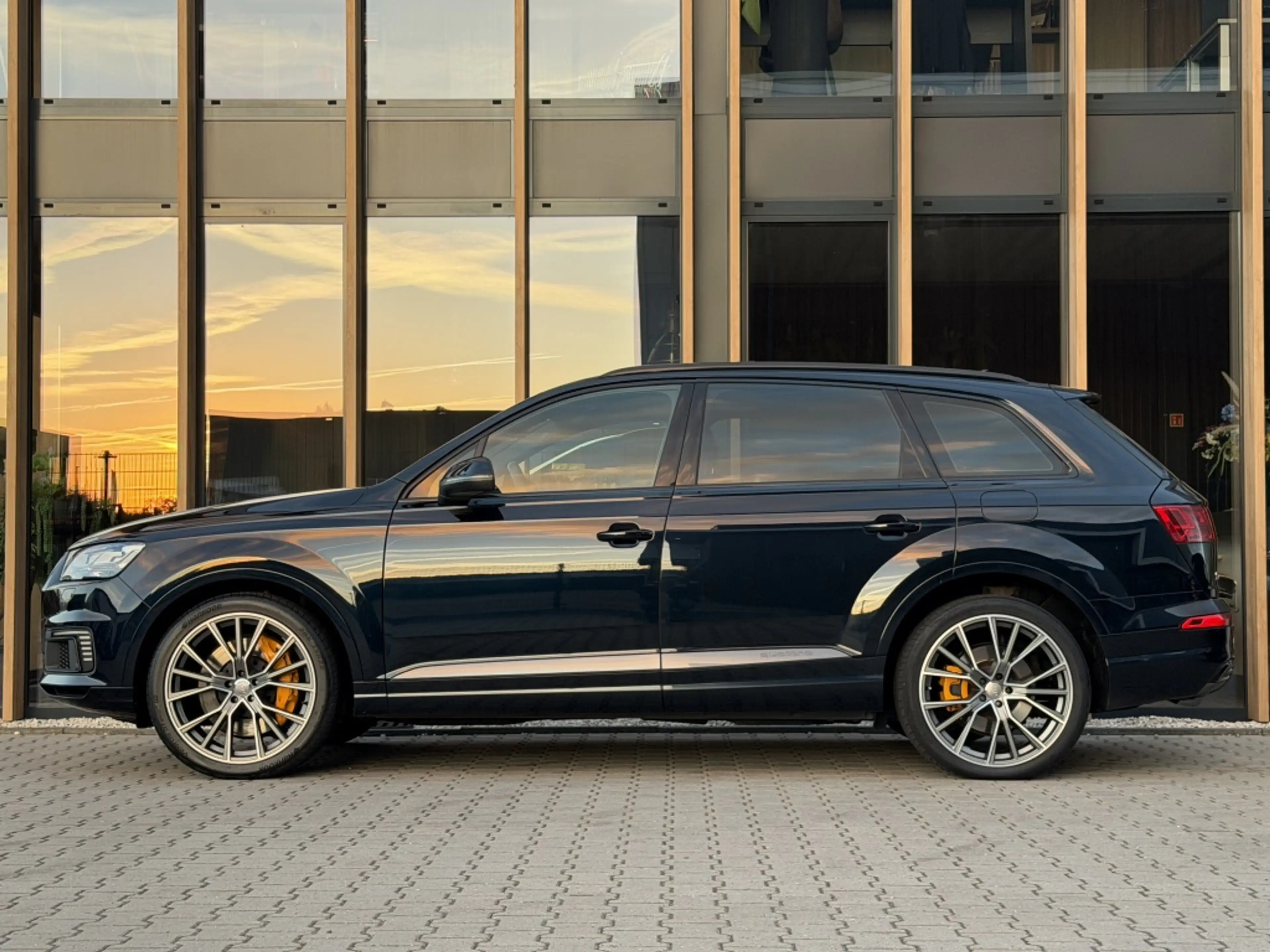 Audi Q7 e-tron 3.0 TDI Quattro | Pano | Trekhaak | Luchtvering | — photo 4
