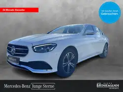 Mercedes-Benz E 220 d Limousine AVANTGARDE Exterieur/LED/SHZ Parktronic/KeylessGo/Kamera/Autom./Klima/Memory/Styling/HiFi/Telefon/MF Lenkrad