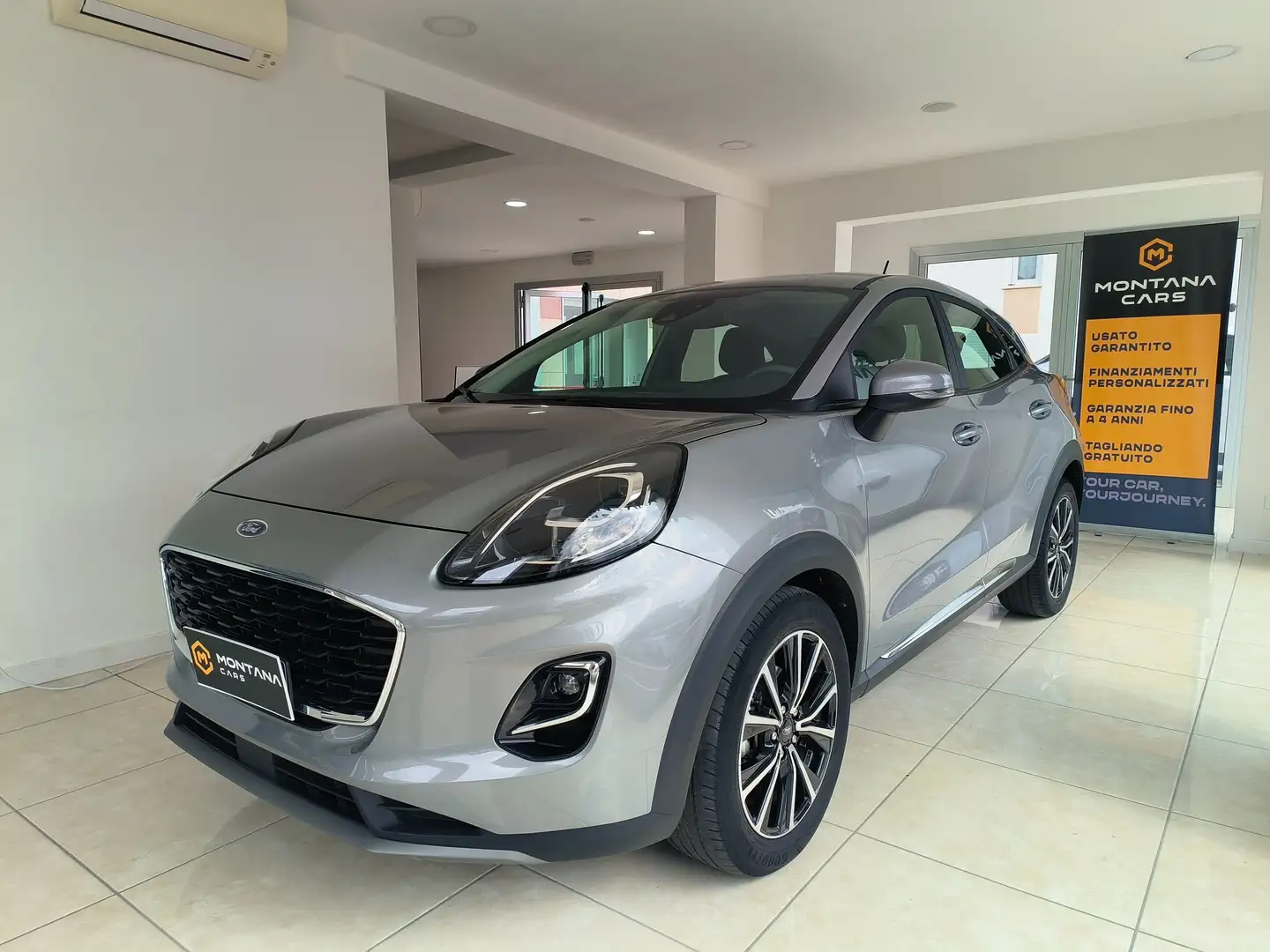 Ford Puma Puma 2022 1.0 ecoboost h Titanium *GOMME NUOVE* Grau - 2