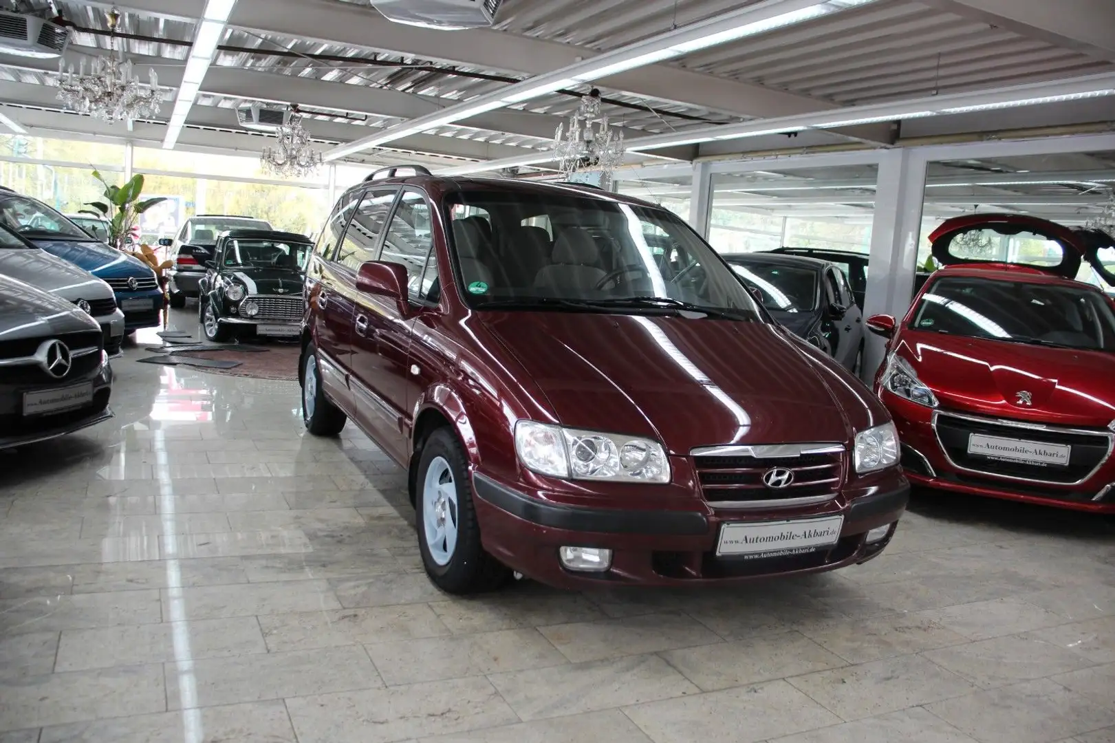 Hyundai Trajet 2.0 GLS Team 06 *7-Sitzer* Rot - 2
