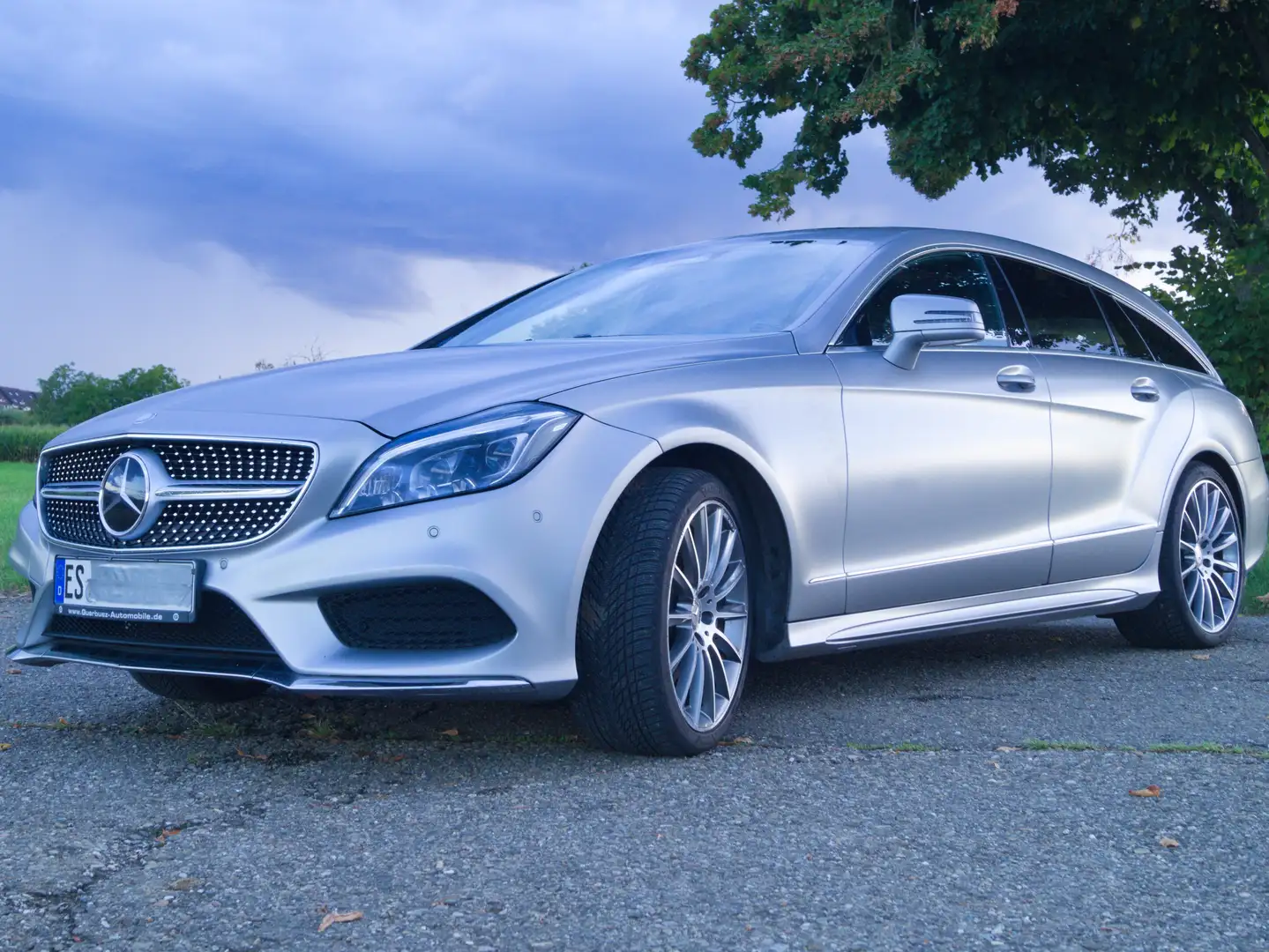 Mercedes-Benz CLS 400 CLS Shooting Brake 400 MAGNO MATT DESIGNO Silber - 1