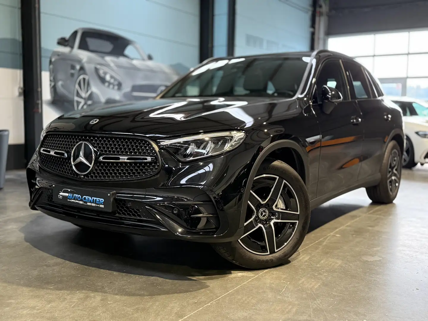Mercedes-Benz GLC 200 Mild hybr 4Matic AMG Line Panodak new Model ! Noir - 2