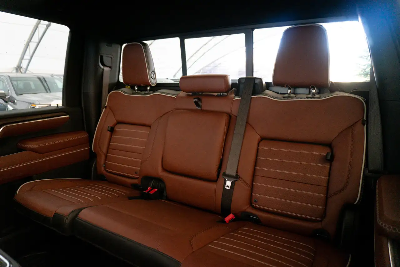 GMC Sierra 2500HD снимка GMC Sierra 2500HD