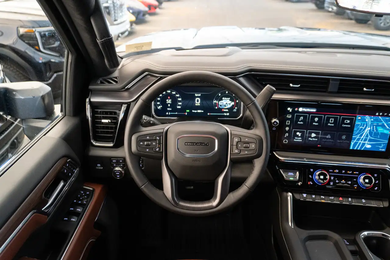 GMC Sierra 2500HD снимка GMC Sierra 2500HD