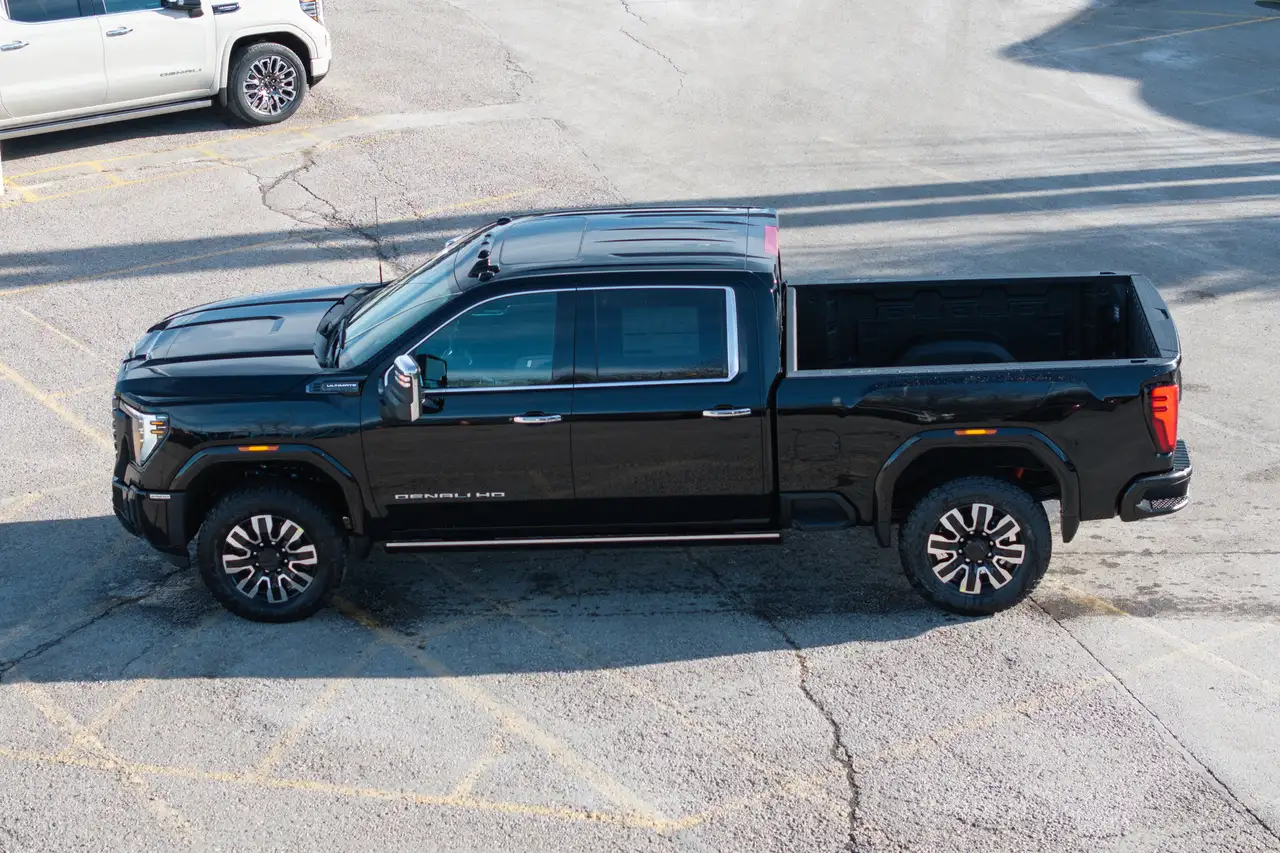 GMC Sierra 2500HD снимка GMC Sierra 2500HD