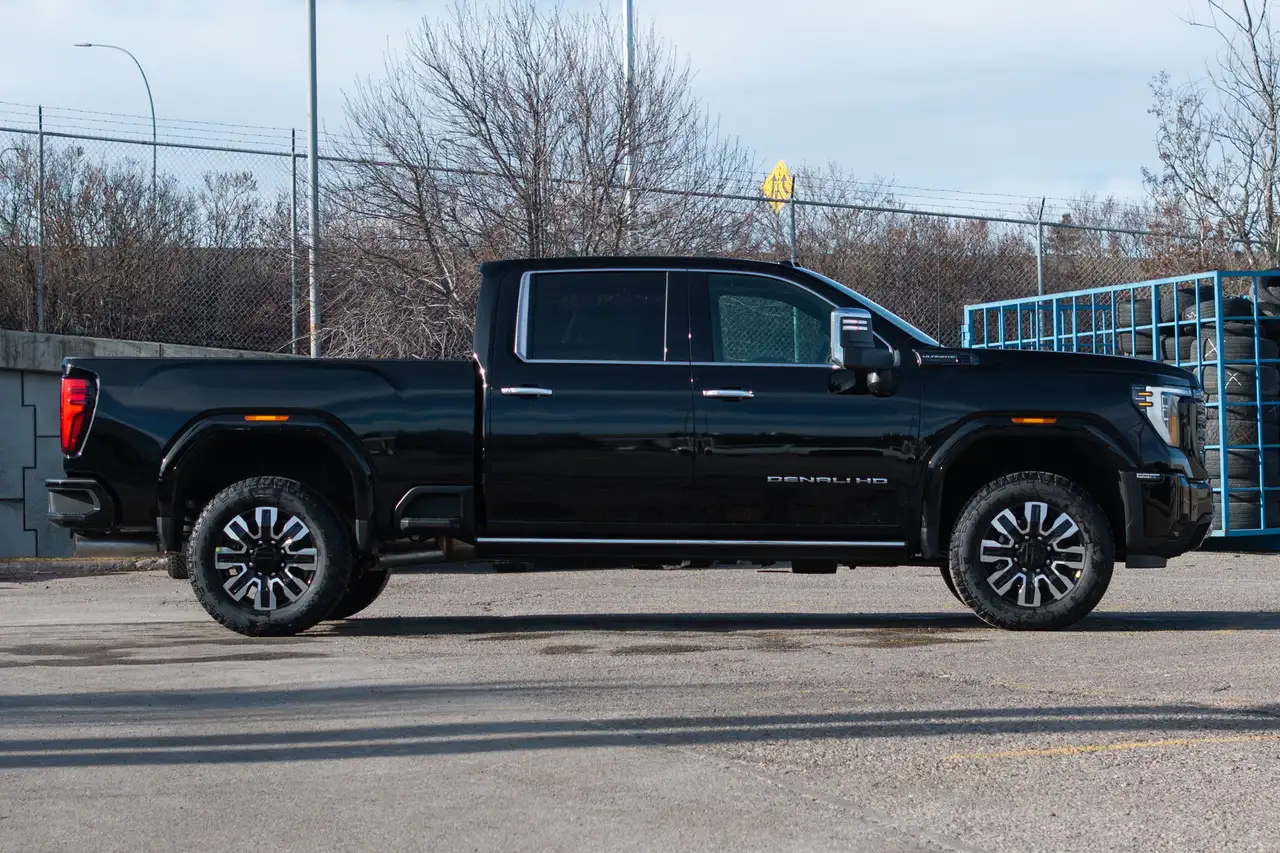 GMC Sierra 2500HD снимка GMC Sierra 2500HD