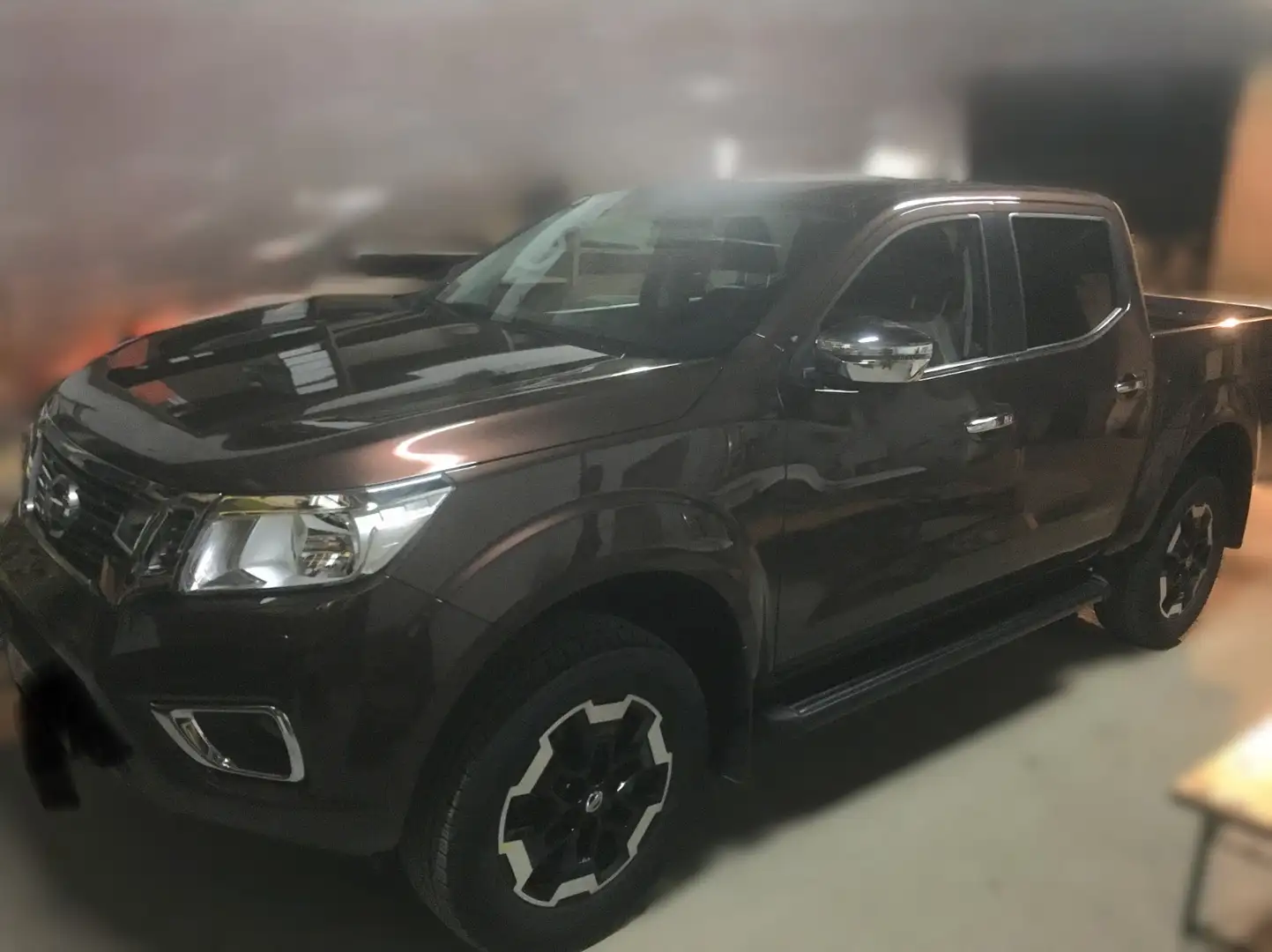 Nissan NP300 N-Connecta Double Cab 4x4 Braun - 2