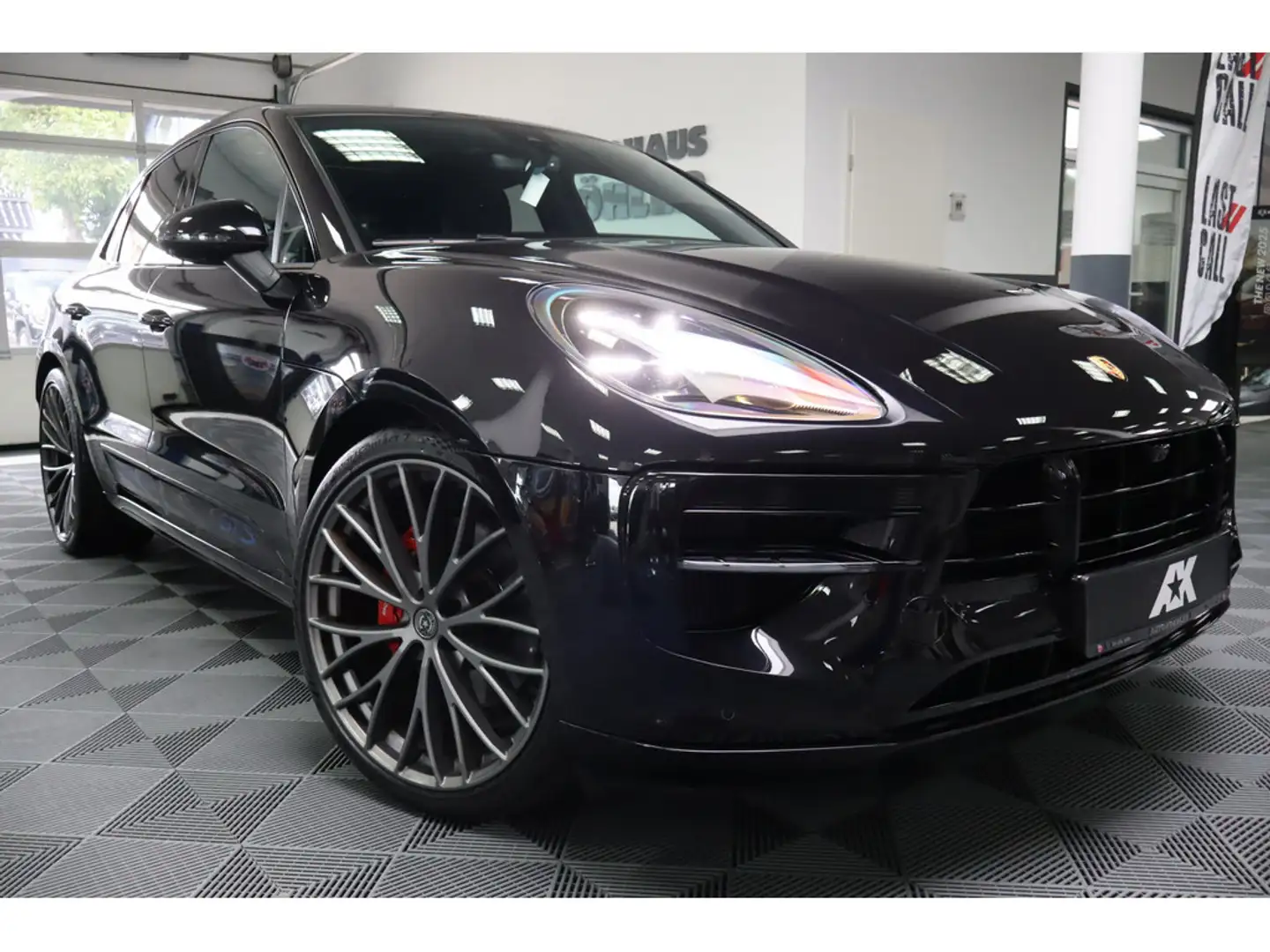 Porsche Macan GTS Individual Bicolor Matrix 22"DAB+Stand Noir - 2