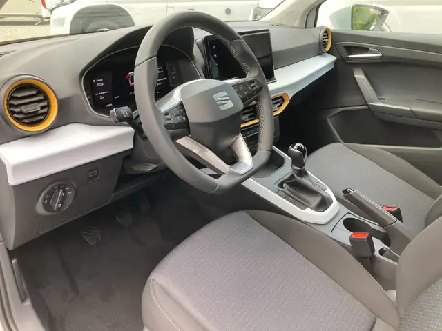 Seat Arona view 10