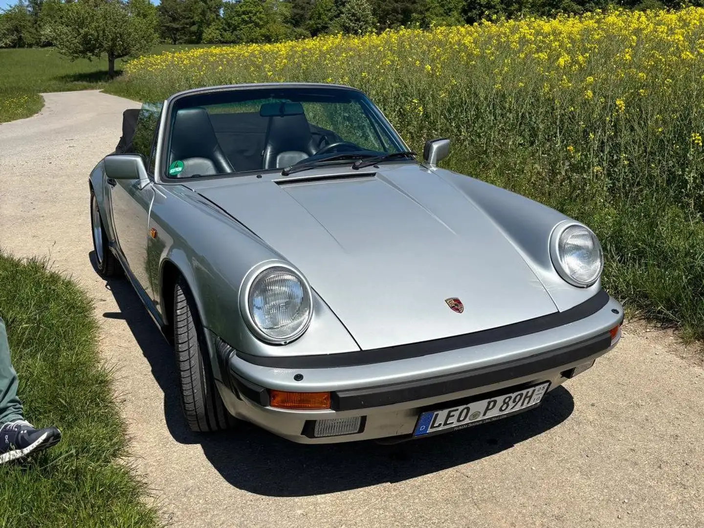 Porsche 911 Carrera Cabriolet Silber - 1